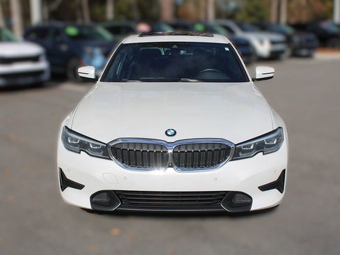 Used 2021 BMW 330i Sedan w/ Premium Package image 16