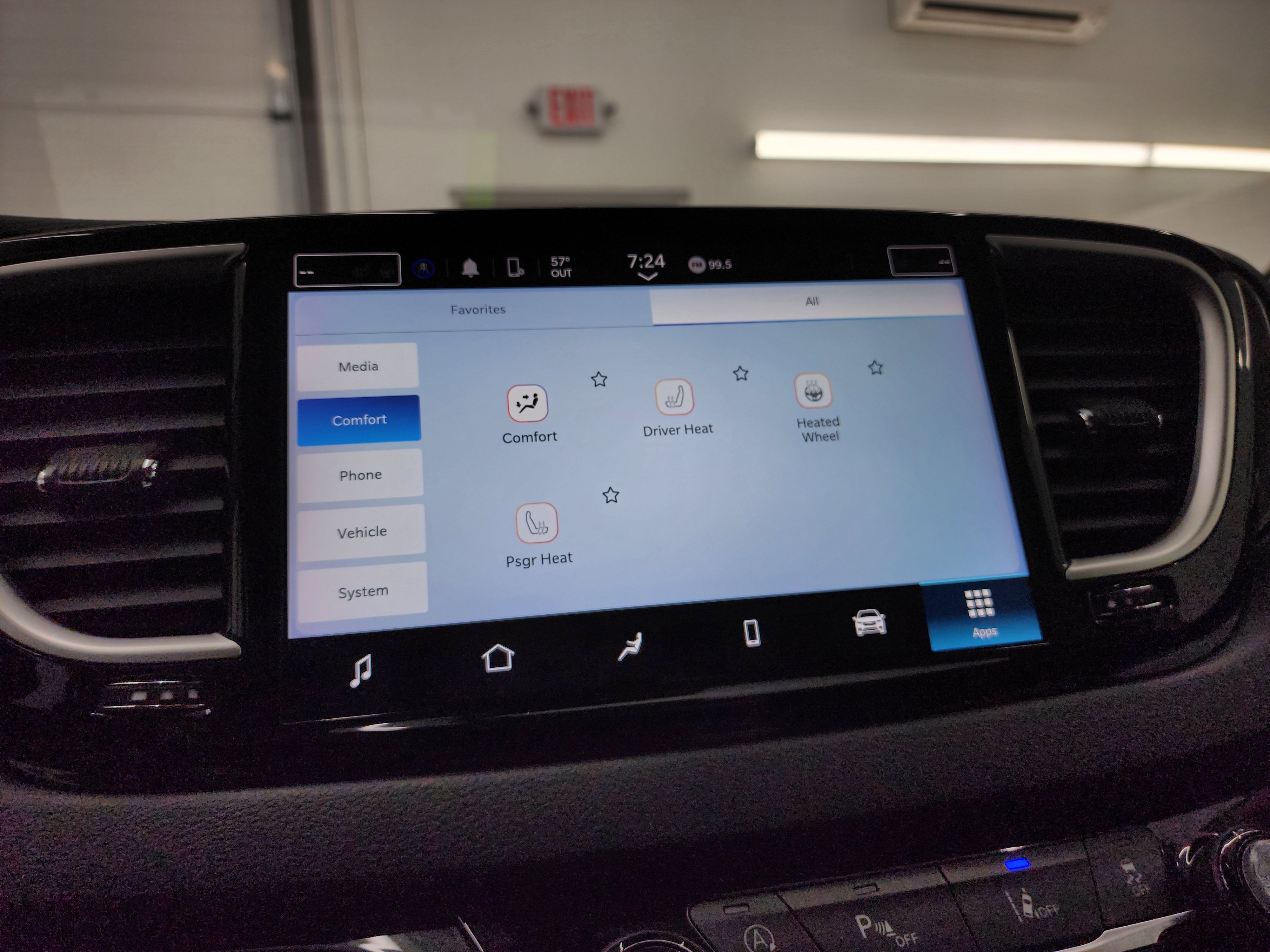 Used 2024 Chrysler Pacifica Touring-L FWD image 56