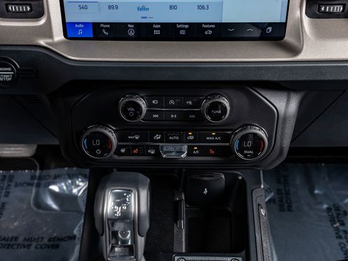 Used 2026 Ford Bronco Outer Banks AWD/4WD image 26