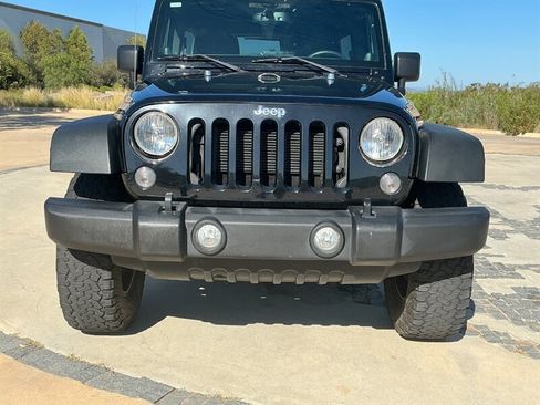 Used 2014 Jeep Wrangler Unlimited Sport w/ Quick Order Package 24S AWD/4WD image 3