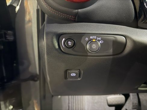 Used 2024 Chevrolet Blazer RS w/ Enhanced Convenience Package image 14