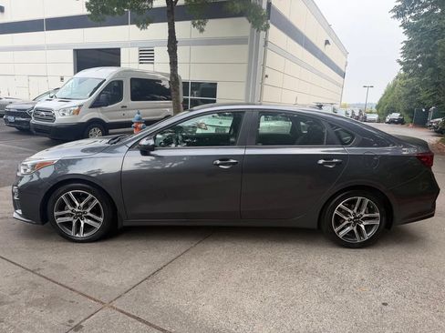 Used 2019 Kia Forte S w/ S Premium Package FWD image 7