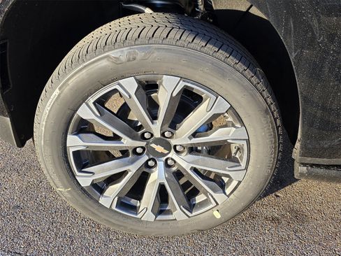 New 2026 Chevrolet Tahoe High Country image 4