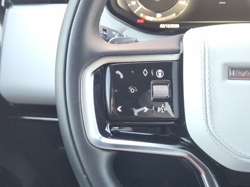 Certified 2025 Land Rover Range Rover Sport SE image 27