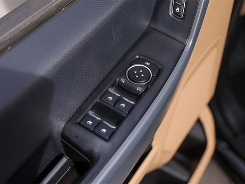 Used 2023 Ford F150 XLT image 25