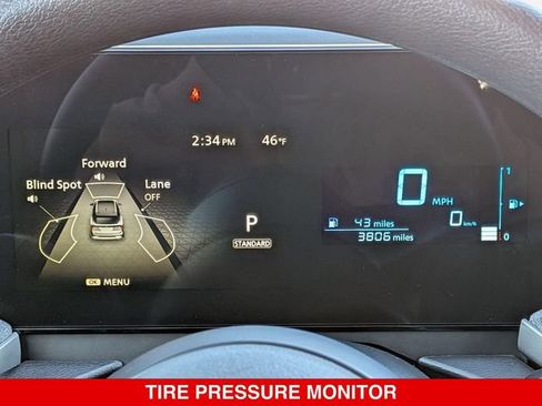 Certified 2025 Nissan Kicks SV w/ SV Premium Package AWD/4WD image 23