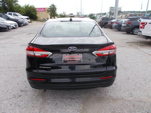 Used 2020 Ford Fusion S FWD image 6