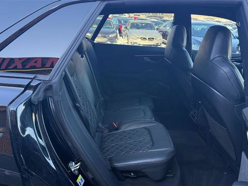 Used 2021 Audi SQ8 Premium Plus w/ SQ8 Black Optic Package image 14