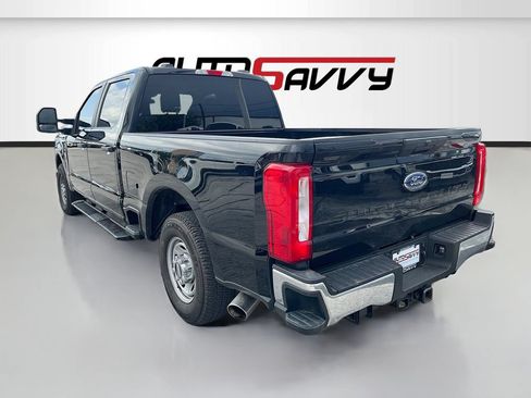Used 2023 Ford F250 XL w/ XL Chrome Package RWD image 5