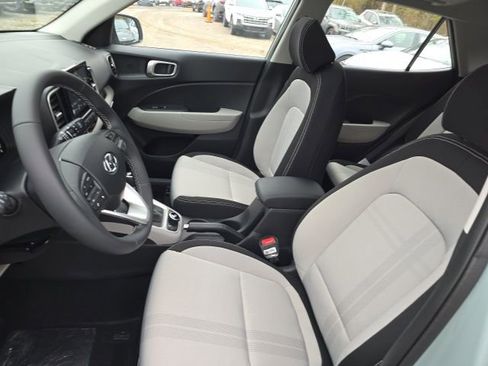 New 2026 Hyundai Venue SEL image 4