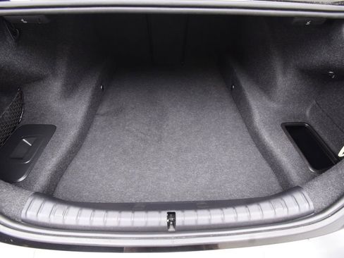 Used 2020 BMW 530i xDrive w/ Premium Package image 32