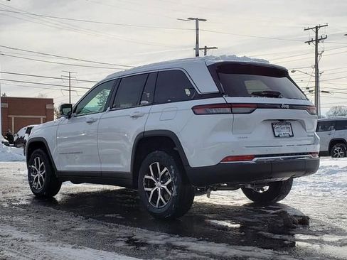 New 2025 Jeep Grand Cherokee Limited image 3