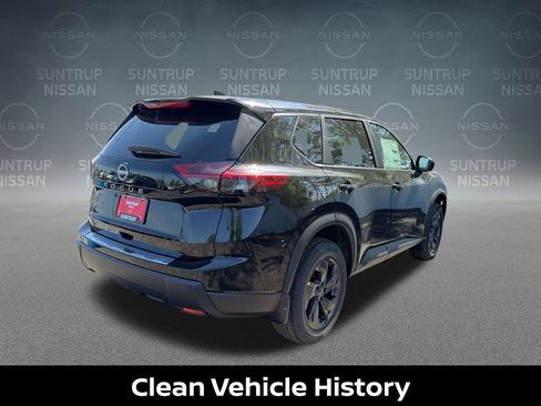 Certified 2026 Nissan Rogue SV FWD image 6