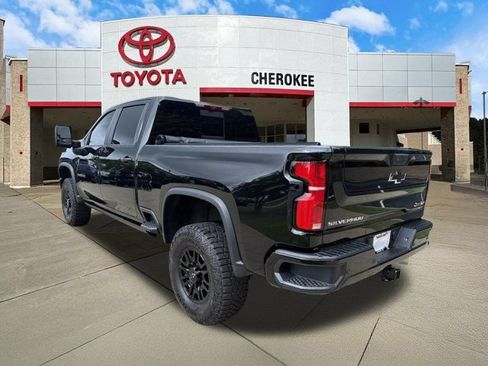 Used 2026 Chevrolet Silverado 2500 ZR2 AWD/4WD image 7