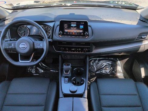 Certified 2024 Nissan Rogue SV w/ SV Premium Package AWD/4WD image 15