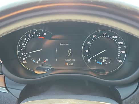 Used 2019 Lincoln MKC Reserve FWD image 21