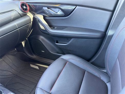 Certified 2021 Chevrolet Blazer RS w/ Enhanced Convenience Package image 22