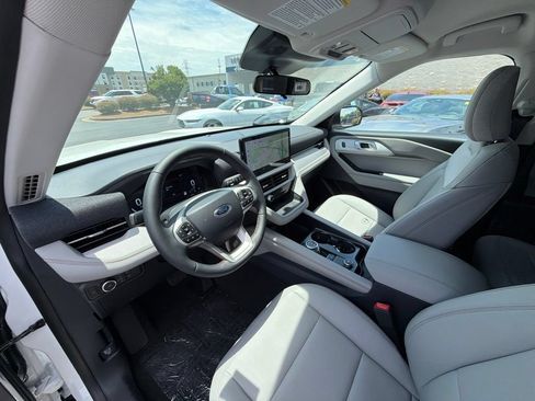 New 2026 Ford Explorer Active w/ Active Comfort Package AWD/4WD image 10