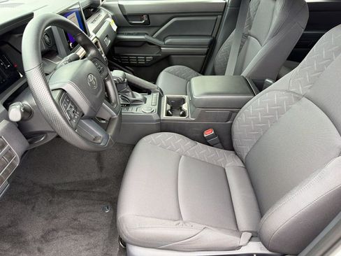 Used 2026 Toyota Tacoma SR5 RWD image 5