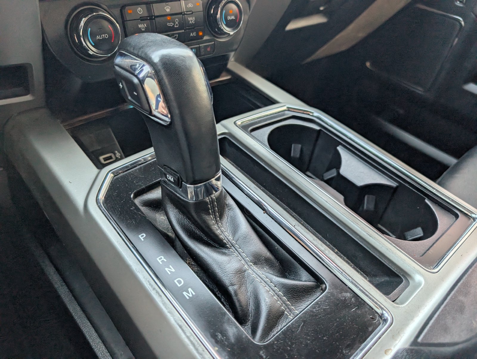 Used 2019 Ford F150 Lariat AWD/4WD image 14