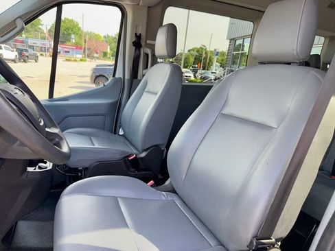 Used 2019 Ford Transit 350 XL RWD image 12