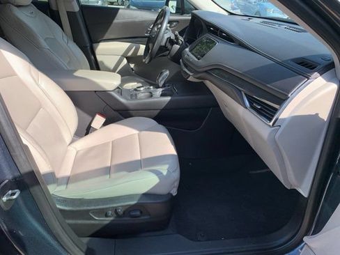 Used 2019 Cadillac XT4 Premium Luxury w/ Driver Assist Package FWD image 29