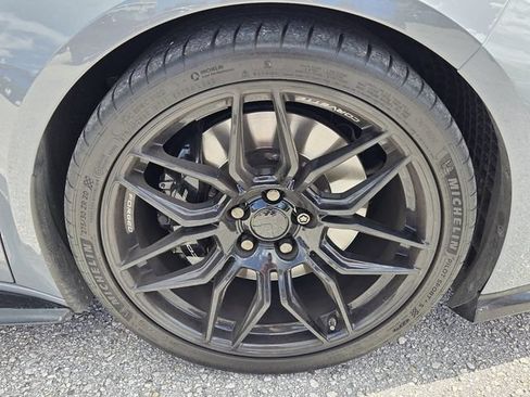 Used 2024 Chevrolet Corvette Z06 w/ Battery Protection Package RWD image 9