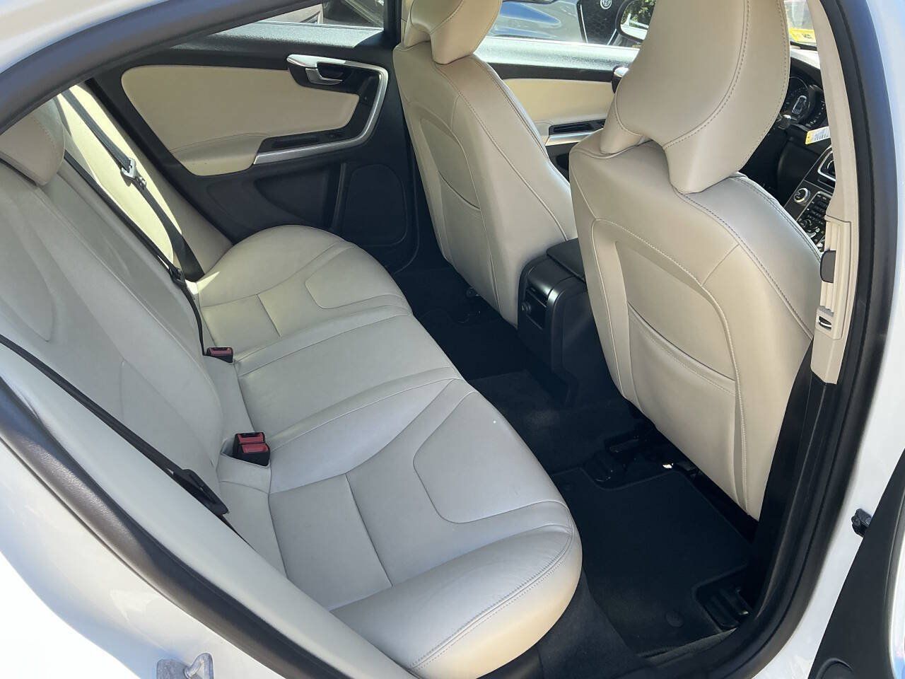 Used 2016 Volvo S60 T5 Premier w/ Convenience Package FWD image 36
