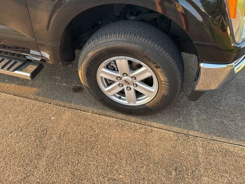 Used 2021 Ford F150 XLT image 18