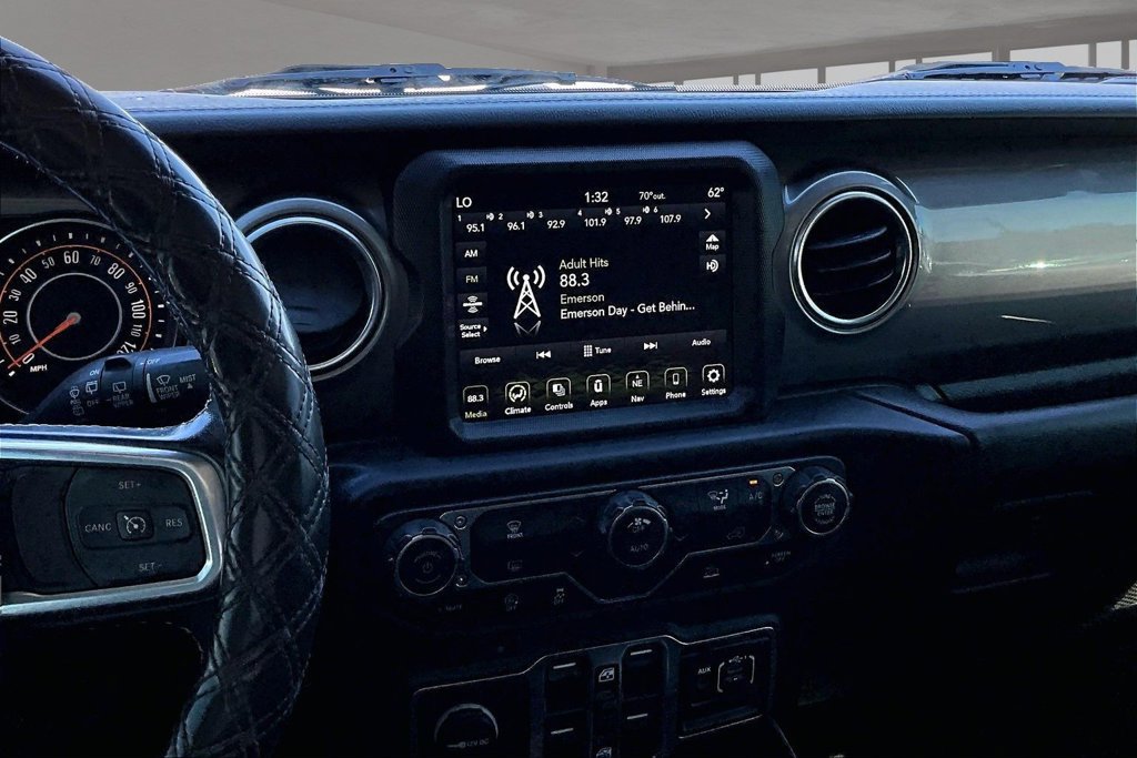 Used 2021 Jeep Wrangler Unlimited Sahara w/ Uconnect 4C Nav & Sound Group AWD/4WD image 6