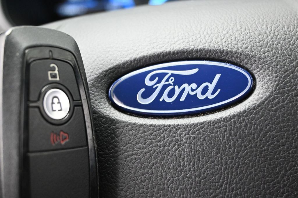 Used 2024 Ford Edge SEL AWD/4WD image 33
