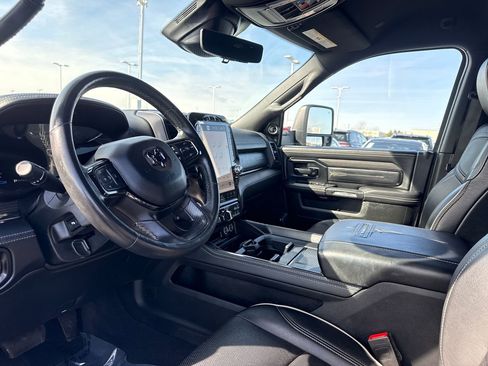 Used 2024 RAM 2500 Limited image 15