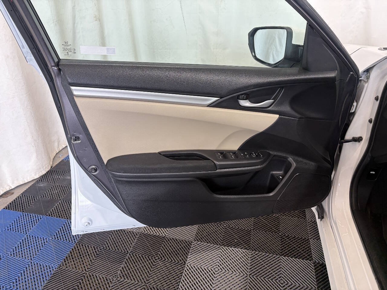 Used 2019 Honda Civic LX image 8