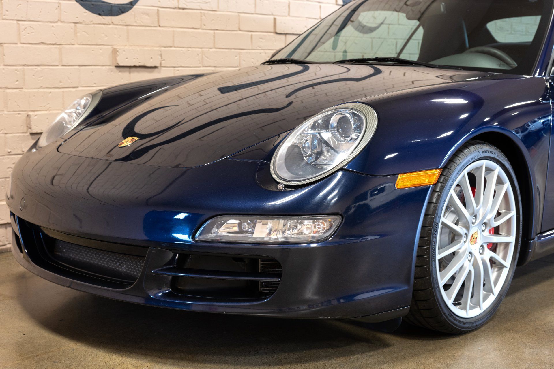 Used 2006 Porsche 911 Carrera S RWD image 25