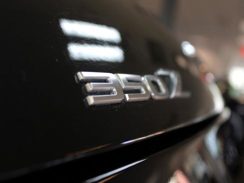 Used 2004 Nissan 350Z Touring image 21