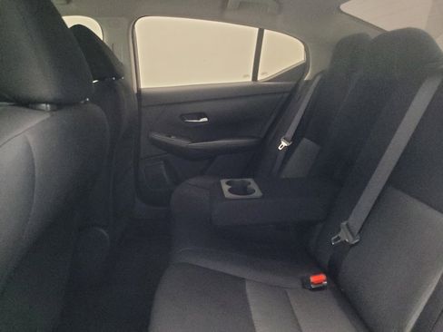Used 2021 Nissan Sentra SV FWD image 18
