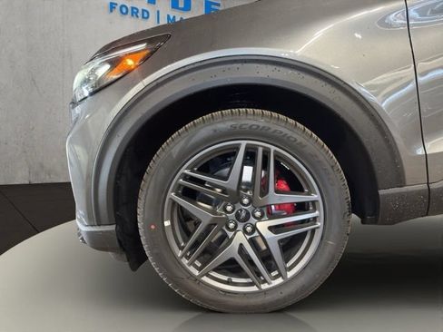 New 2026 Ford Explorer ST AWD/4WD image 16