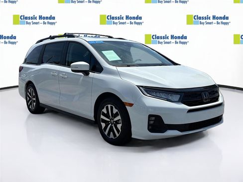 Certified 2026 Honda Odyssey EX-L image 1