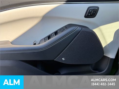 Used 2025 Ford Mustang Mach-E Premium image 29