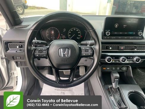 Used 2025 Honda Civic Sport image 13