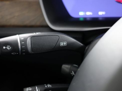 Used 2020 Tesla Model S Long Range Plus image 24