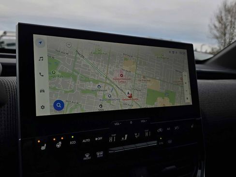 Used 2024 Toyota bZ4X XLE image 28