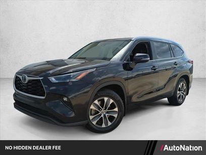 Used 2024 Toyota Highlander XLE