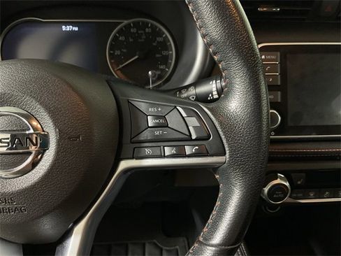 Used 2020 Nissan Kicks SR w/ SR Premium Package image 25