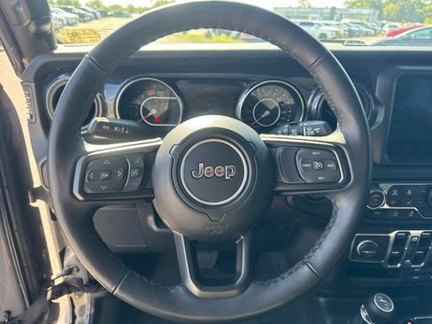 Used 2023 Jeep Wrangler Unlimited Sport AWD/4WD image 18