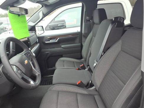 Used 2023 Chevrolet Silverado 1500 LT AWD/4WD image 7