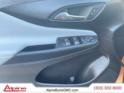 Used 2025 Buick Envista Preferred image 17