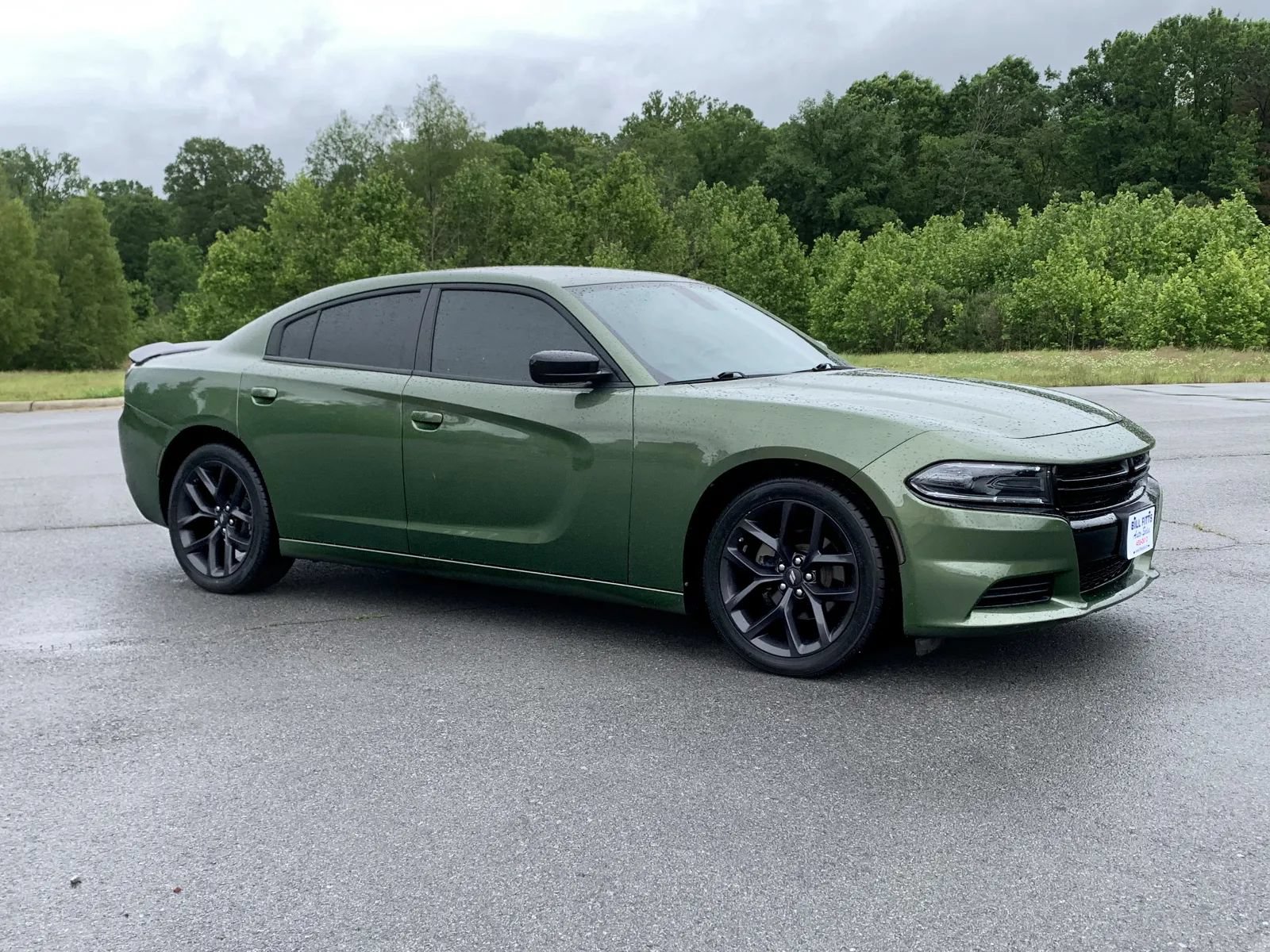 Used 2022 Dodge Charger SXT w/ Blacktop Package RWD image 1