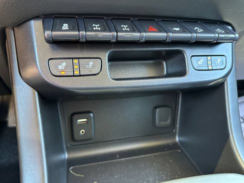 Used 2018 Chevrolet Colorado ZR2 AWD/4WD image 32