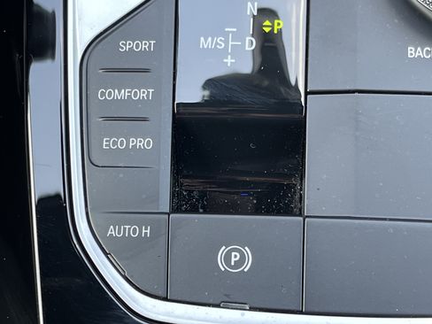 Used 2024 BMW X3 sDrive30i w/ Premium Package RWD image 13